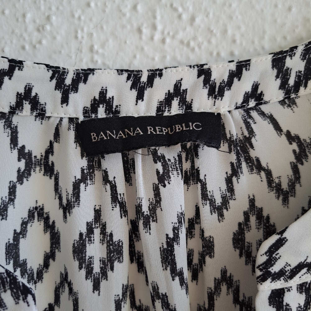 😃BANANA REPUBLIC TOP - Picture 3 of 6